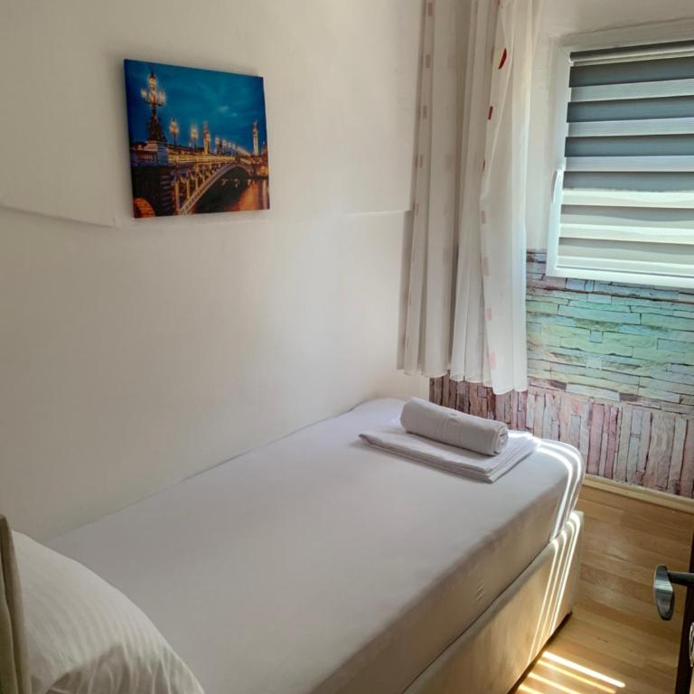 Budva apartman Centar - Three-Bedroom Apartment - 3