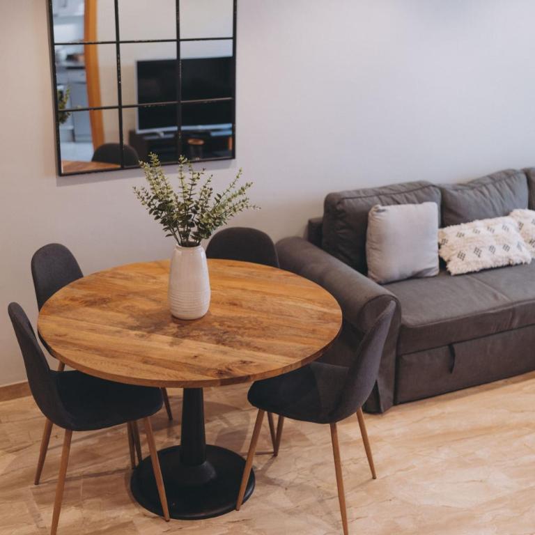 The Orbit Apartments - Duplex Apartment - 41