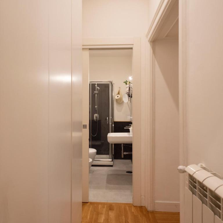 Pignatelli Guesthouse - Camera Doppia con Letti Singoli con Bagno Privato Esterno - 3
