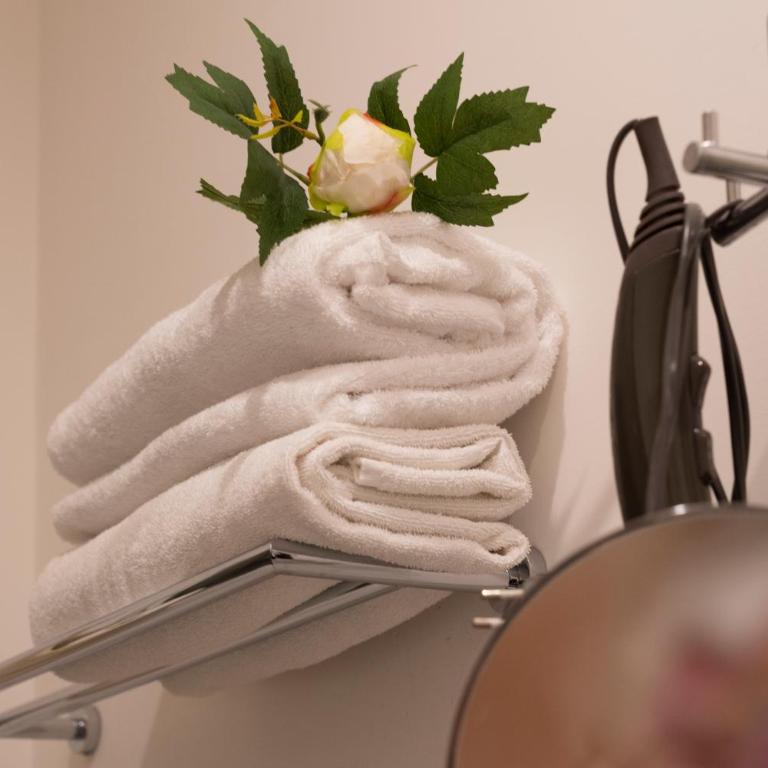 Pignatelli Guesthouse - Camera Doppia con Letti Singoli con Bagno Privato Esterno - 2