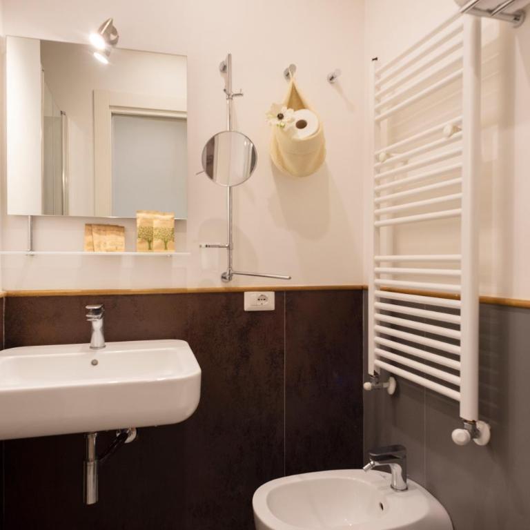 Pignatelli Guesthouse - Camera Tripla - 16