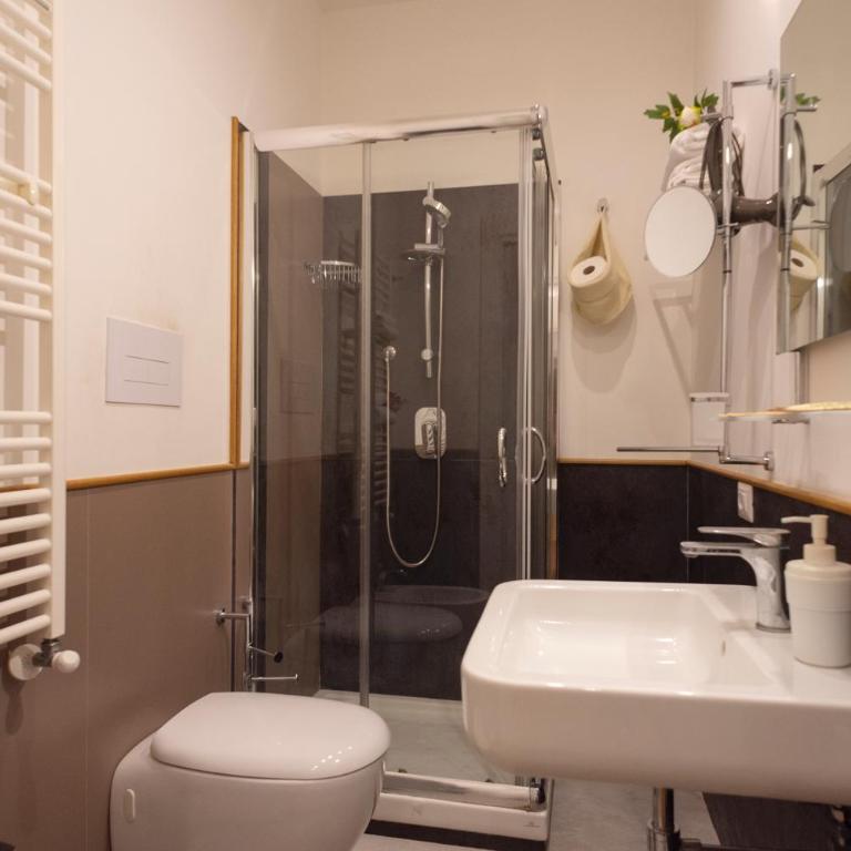 Pignatelli Guesthouse - Camera Doppia con Letti Singoli con Bagno Privato Esterno - 15