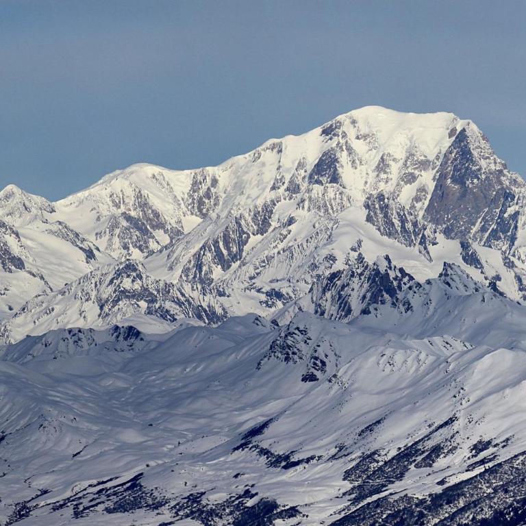 Les Alpages - Newly Renovated - 2bed - Equipment Storage - Mont-Blanc Views - Appartement 2 Chambres - 25