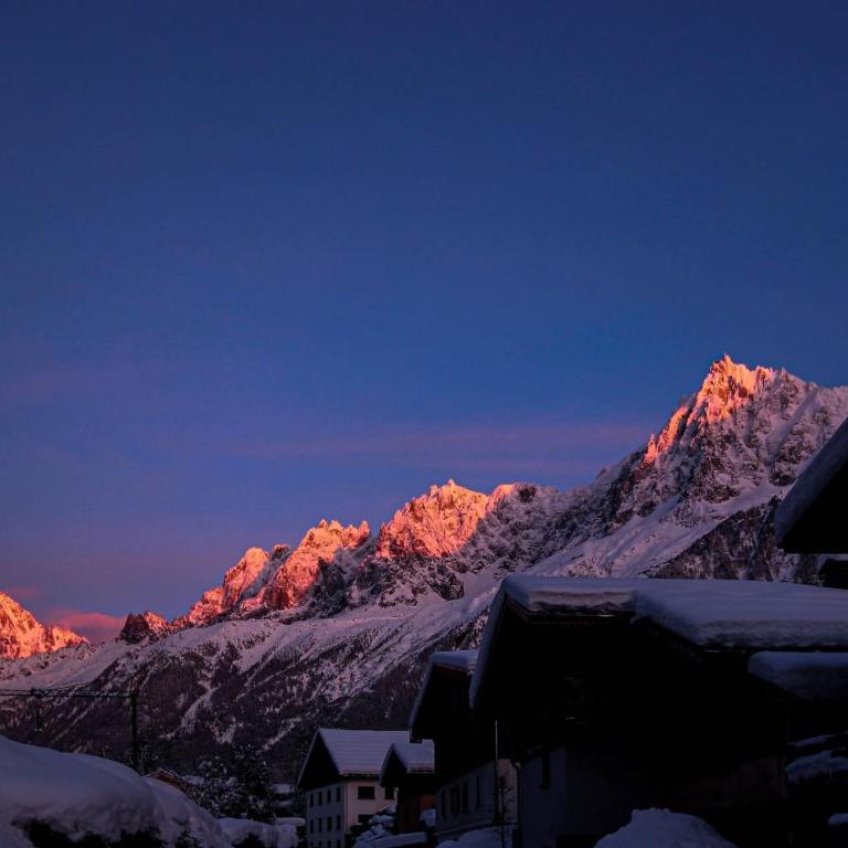 The Historic Chalet Les Allognes Mont-Blanc views - Chalet 3 Chambres - 4