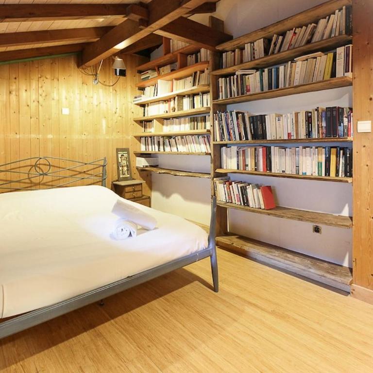 Chalet of the 5 Chardons ski-in ski-out - Chalet - 16
