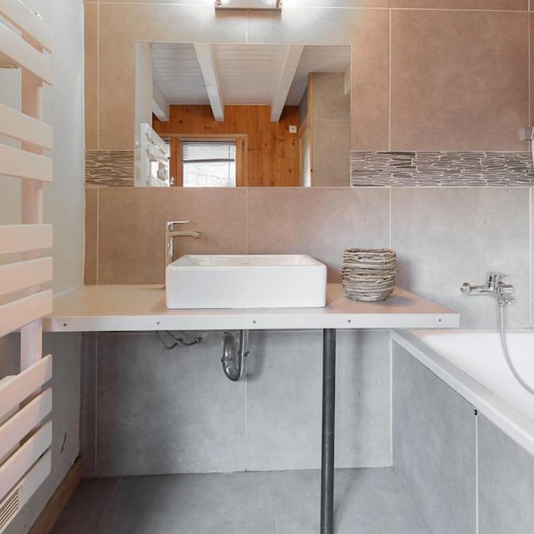 Chalet of the 5 Chardons ski-in ski-out - Chalet - 26