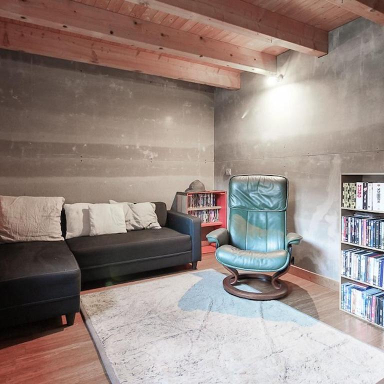 Chalet of the 5 Chardons ski-in ski-out - Chalet - 18
