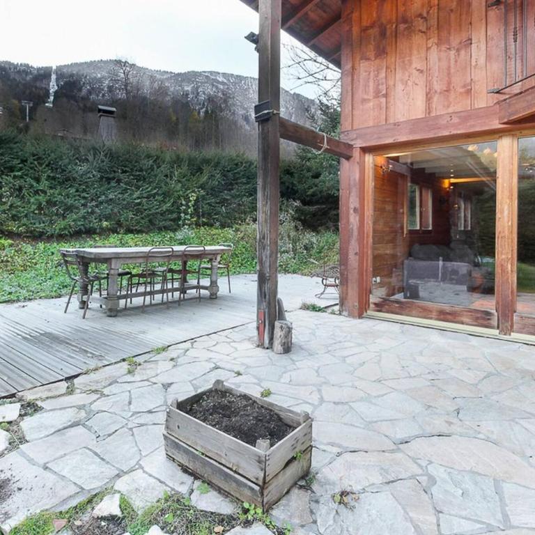 Chalet of the 5 Chardons ski-in ski-out - Chalet - 7