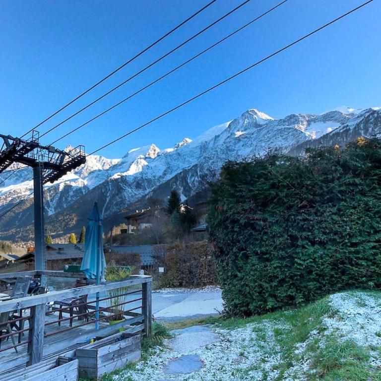 Chalet of the 5 Chardons ski-in ski-out - Chalet - 2