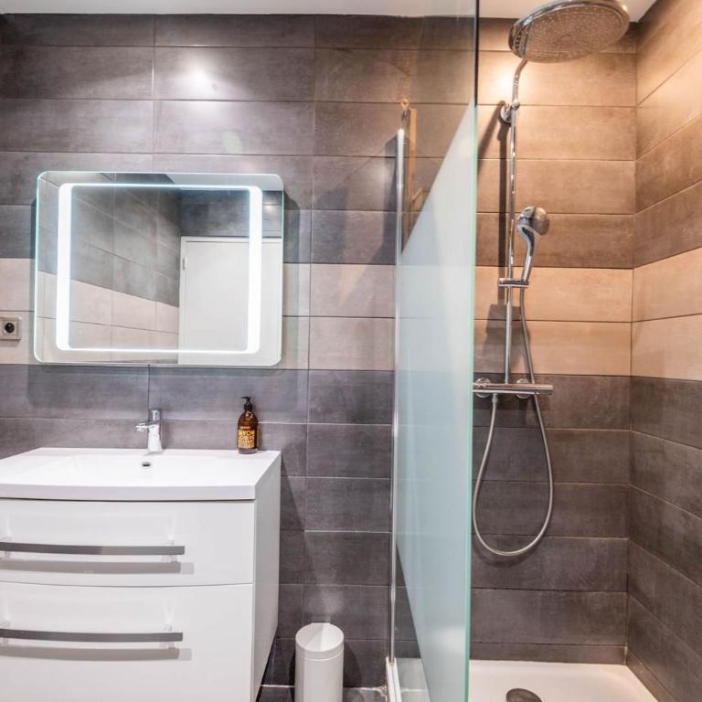 SmartStay Le Thiou - Annecy centre - Appartement avec Balcon - 20