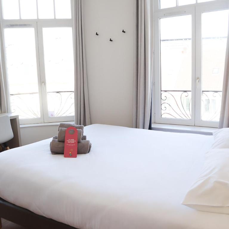 HOTEL AMBASSADEUR - Chambre Confort - 4