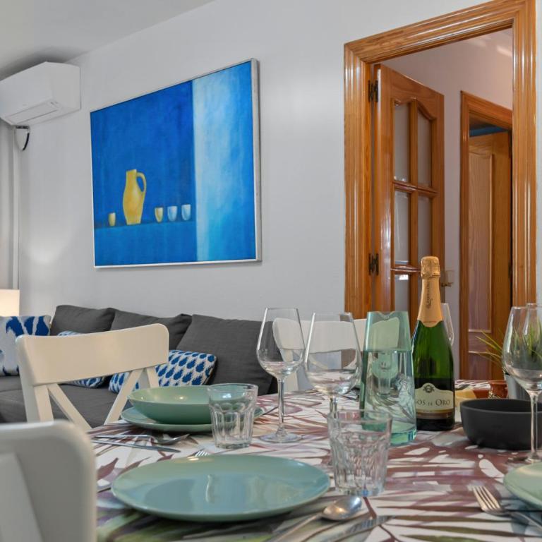 Eurobell City Center Apartment Marbella - Three-Bedroom Apartment - 4