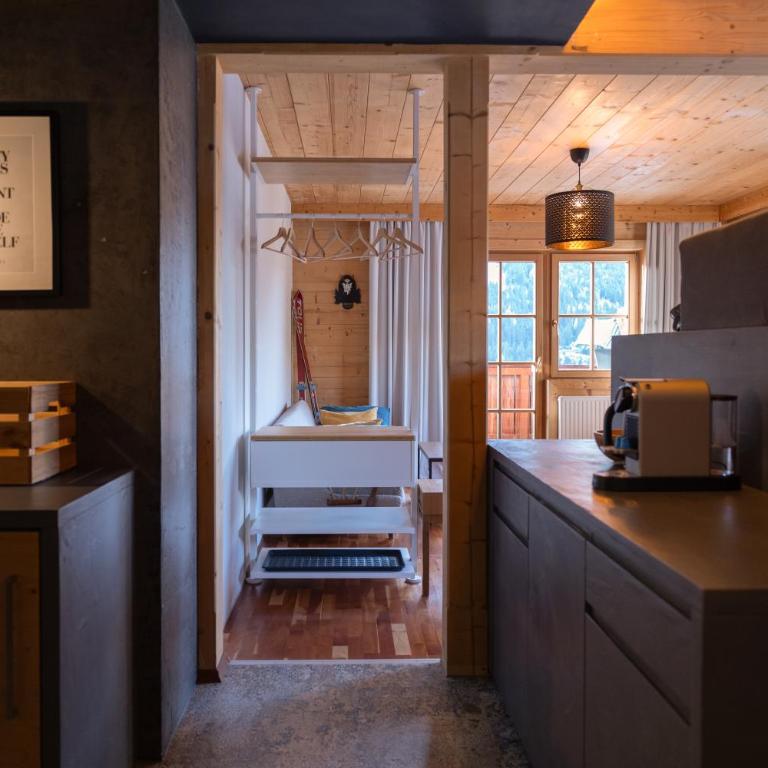 Almgasthof Windischgrätz - Double Room with Balcony - 3