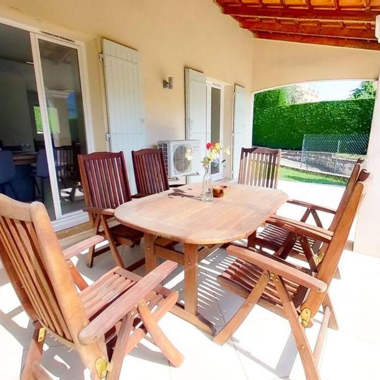 Maison avec jardin à 30 min de Nice - Maison 3 Chambres - 2