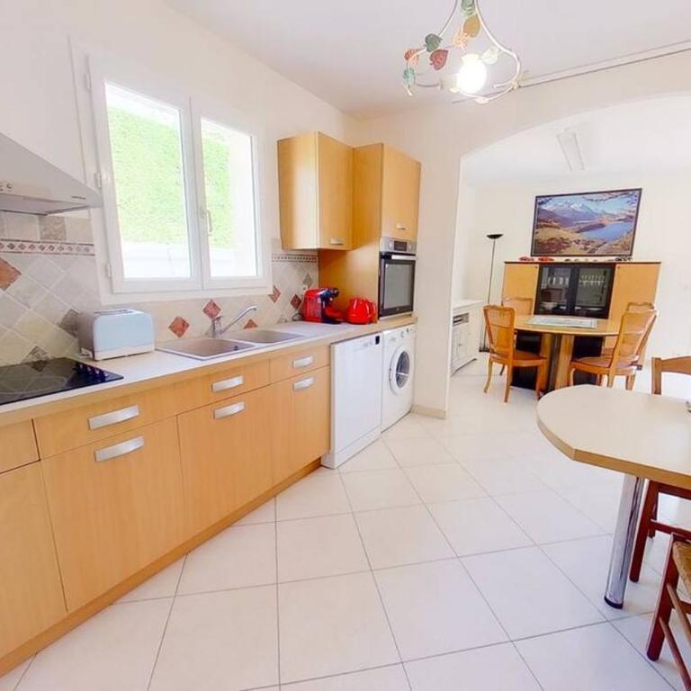 Maison avec jardin à 30 min de Nice - Maison 3 Chambres - 16