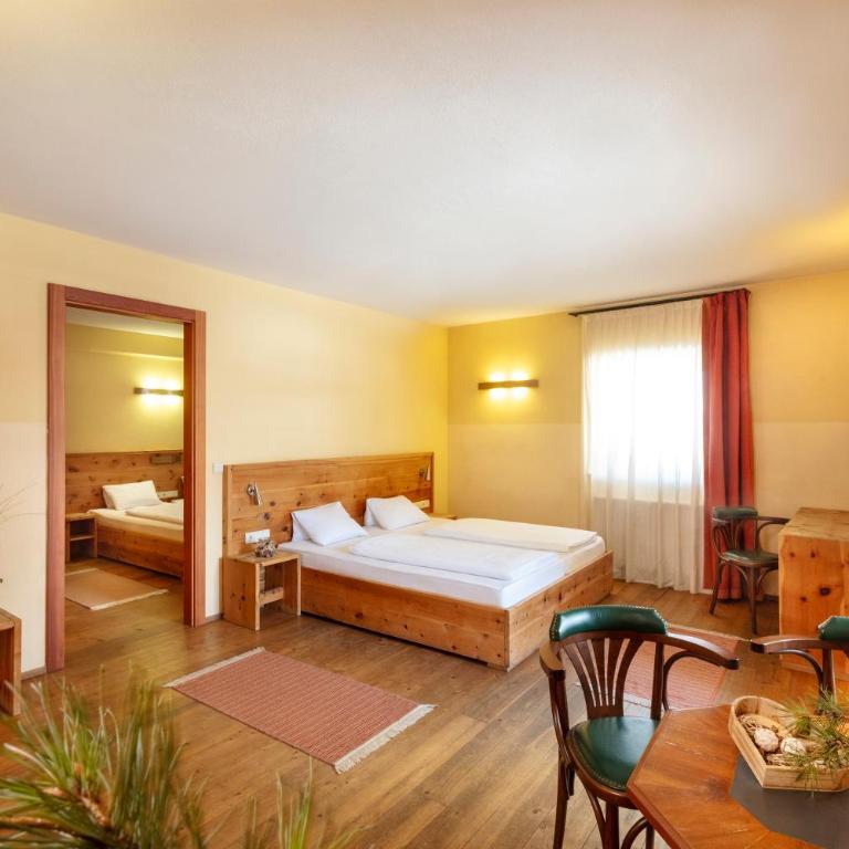 Alpenhof - Deluxe Familienzimmer - 1