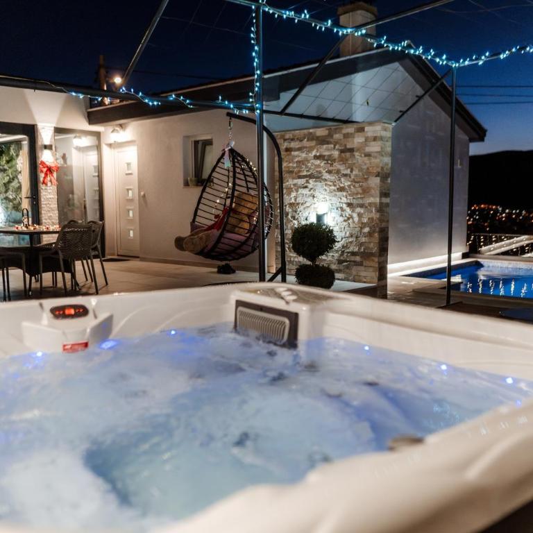 Villa View Mostar with Heated Pool & Jacuzzi - Villa with Swimming Pool - 5