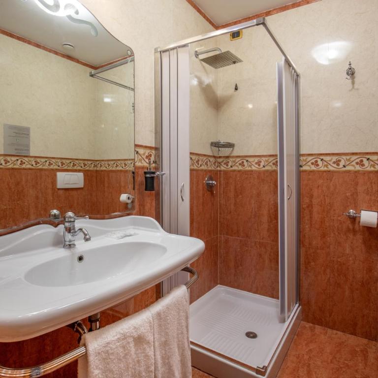 Consoli Romani Vatican Rooms - Zimmer mit Kingsize-Bett - 5
