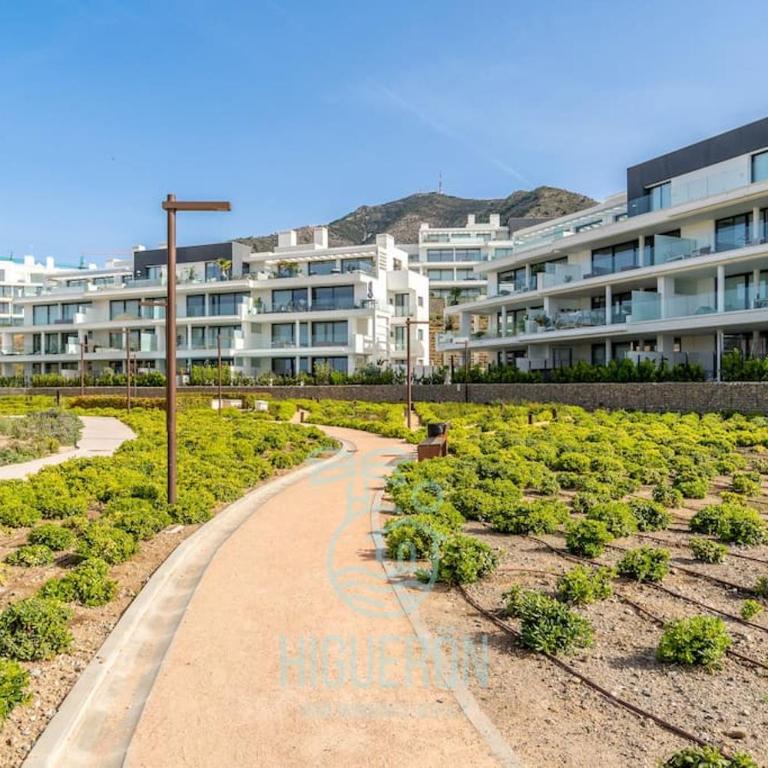 HigueronRentals Chloe by the sea - Three-Bedroom Apartment - 70