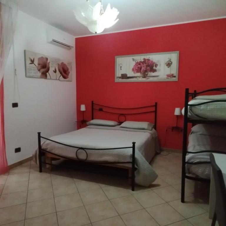 B&B L'amicizia - Camera Matrimoniale con Bagno Privato - 2