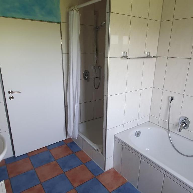 Alpenblick - Three-Bedroom Apartment - 41