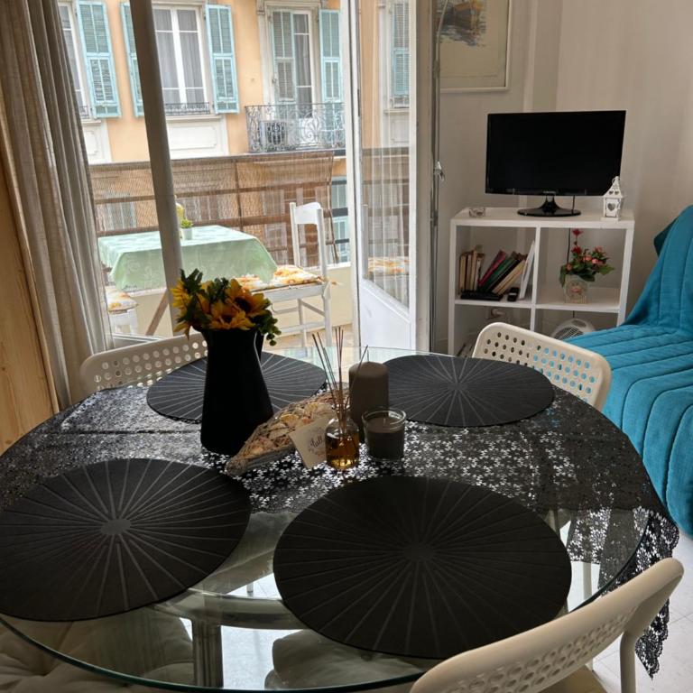 Studio lumineux avec balcon à proximité de la mer - Appartement avec Balcon - 3