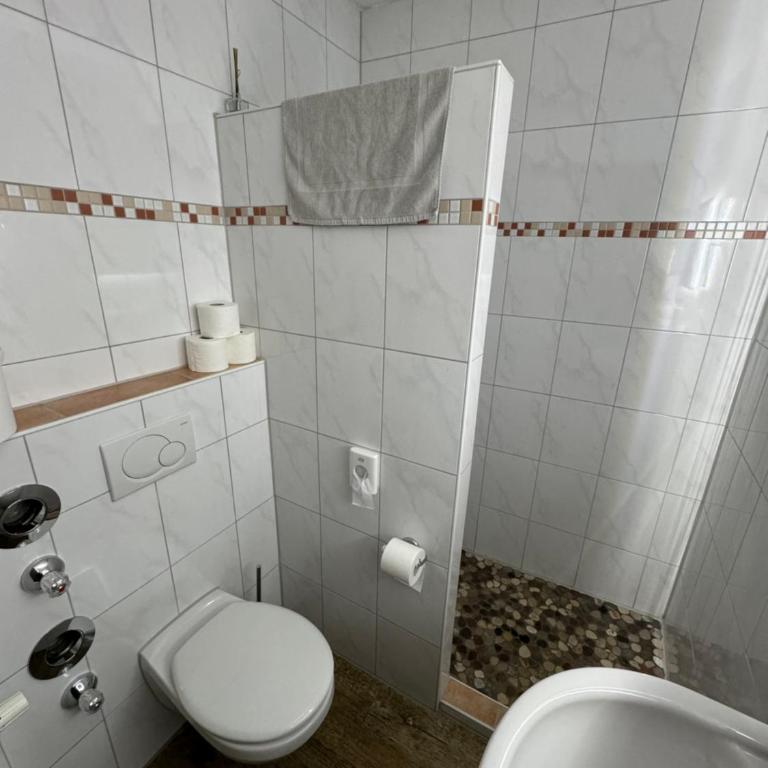 Ferienhaus Elisabeth - Standard Dreibettzimmer - 3