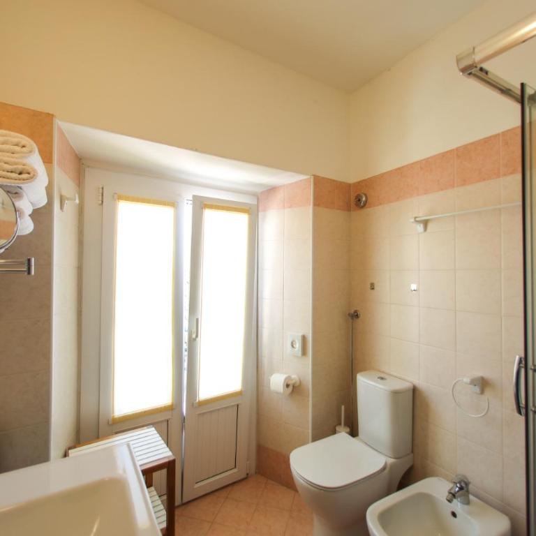 Hotel Garnì Riviera - Camera Superior Matrimoniale/Doppia con Letti Singoli con Vista Lago - 4