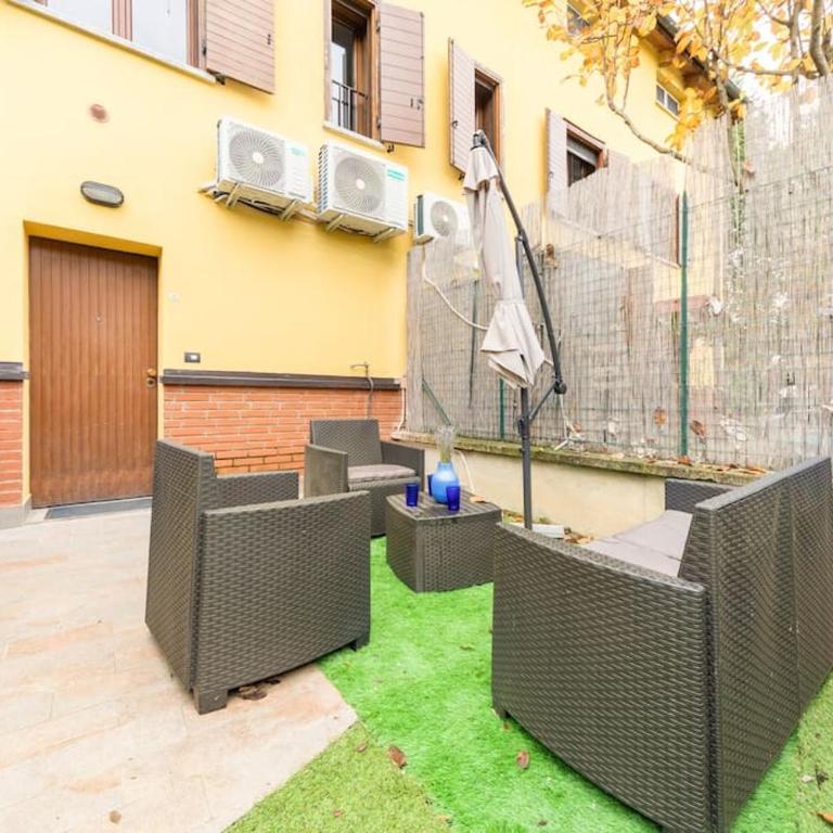 Appartamento Unico a Bologna con 3 Camere e Parcheggio Gratuito - Appartamentino su 2 Livelli - 9