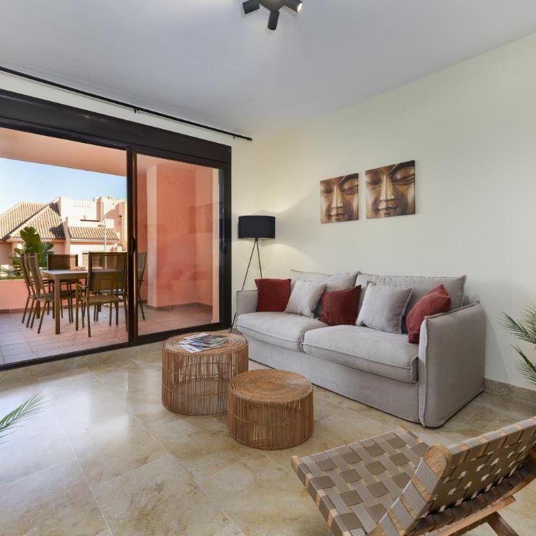 Duquesa Village 2442 - Apartamento con terraza - 2