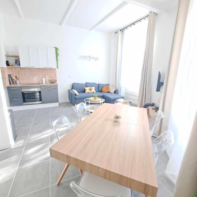 Appartement lumineux , Carpentras centre - Appartement 2 Chambres - 1