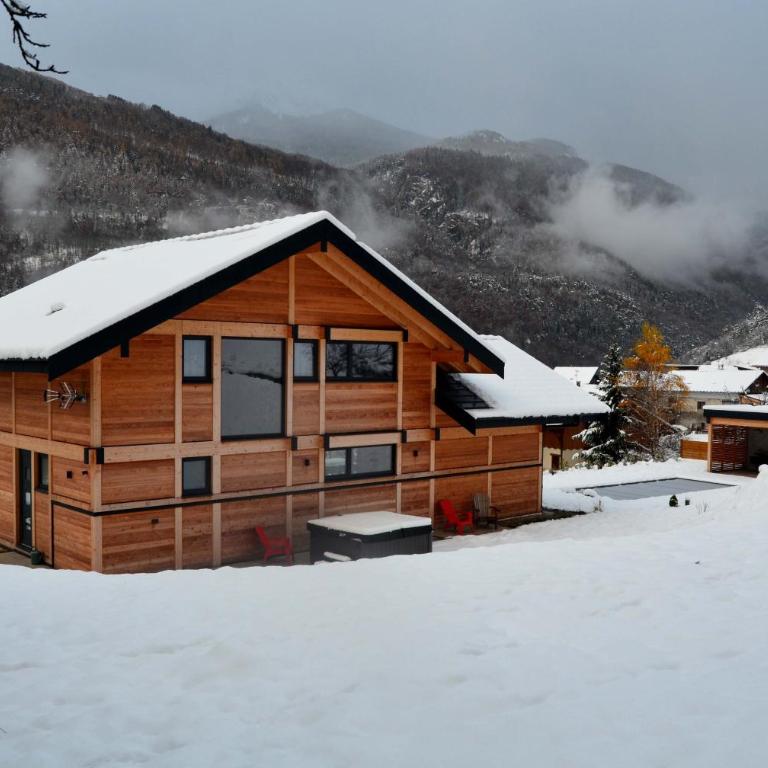 Chalet neuf, Jacuzzi, piscine privée mai-sept, pétanque, proche Paradiski - Chalet - 49