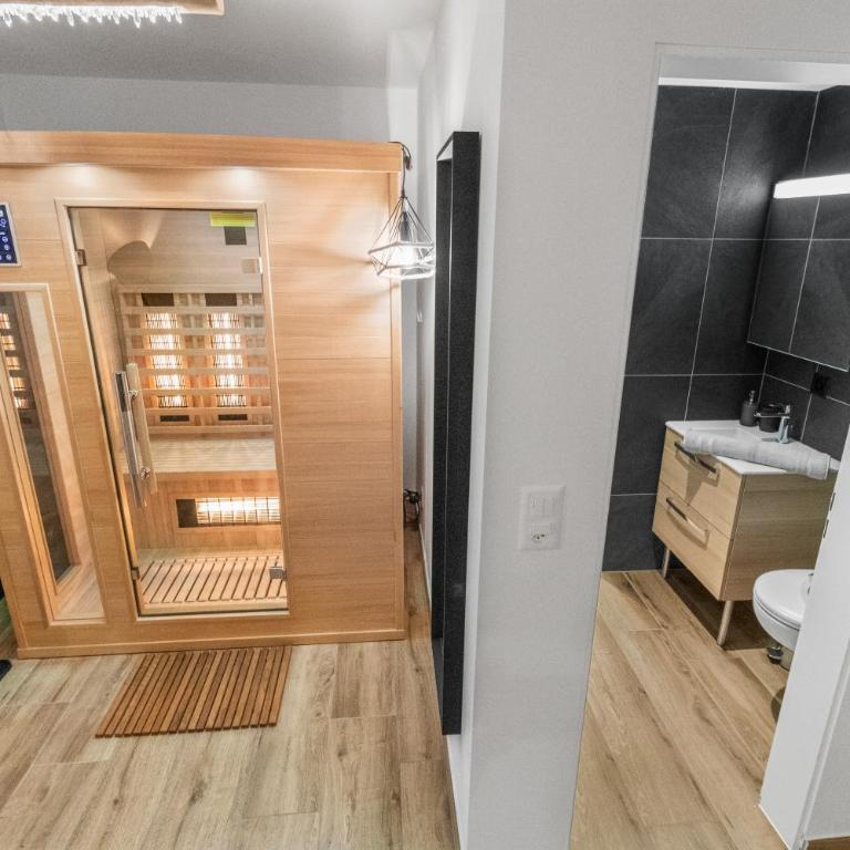 Appartement rénové avec vue panoramique et sauna - Apartment mit 1 Schlafzimmer - 12