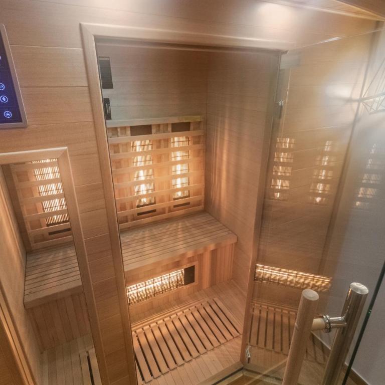 Appartement rénové avec vue panoramique et sauna - Apartment mit 1 Schlafzimmer - 31