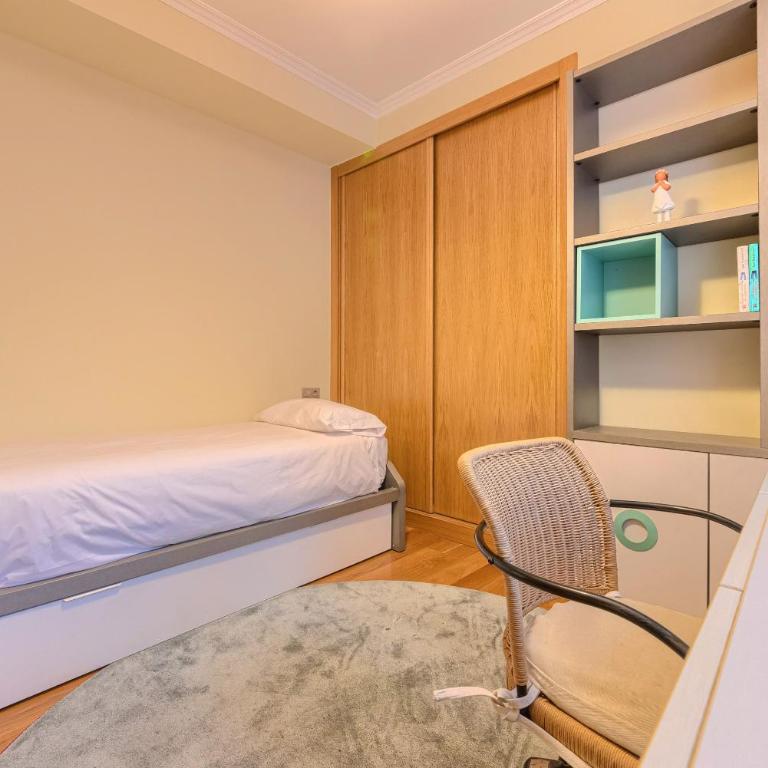 Encanto y Confort en Calle Epalza - Tu Familia en el Corazón de Bilbao - Four-Bedroom Apartment - 7