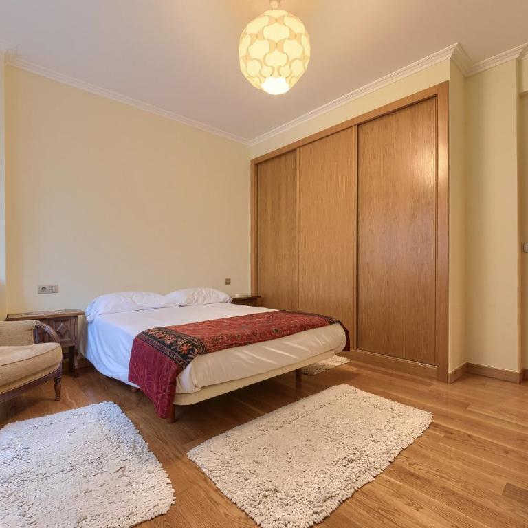 Encanto y Confort en Calle Epalza - Tu Familia en el Corazón de Bilbao - Four-Bedroom Apartment - 20