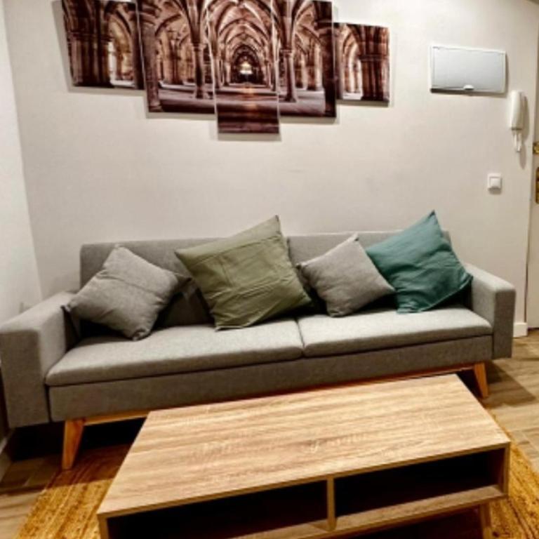AtuaireHome Los Arcos en el centro histórico de Burgos - Apartamento de 2 dormitorios - 2