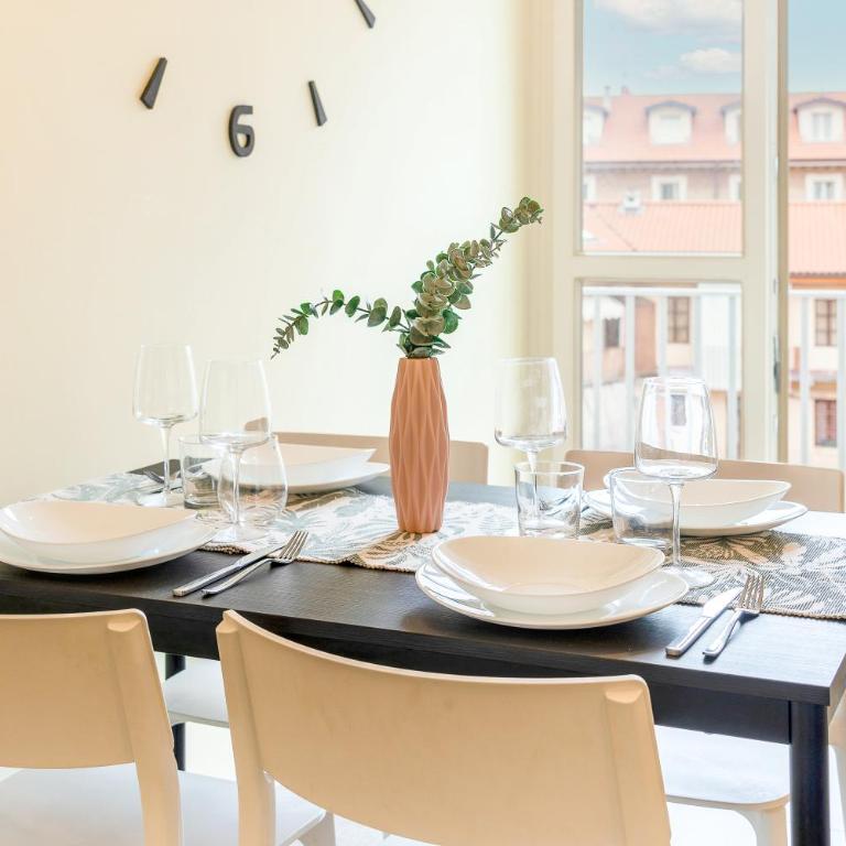 Appartamenti Vista Mole, Centro a 15 min - Luxury Suites & fast WiFi - Appartamento con 2 Camere da Letto - 7