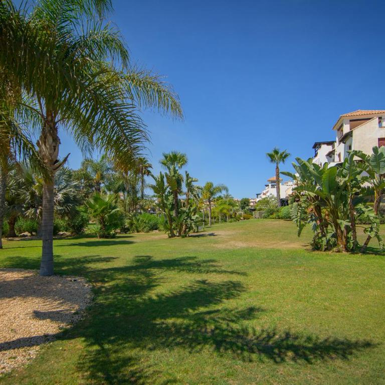 Mediterranea 3 Vera Playa Jardines tus momentos junto al mar - Apartamento de 2 dormitorios - 1