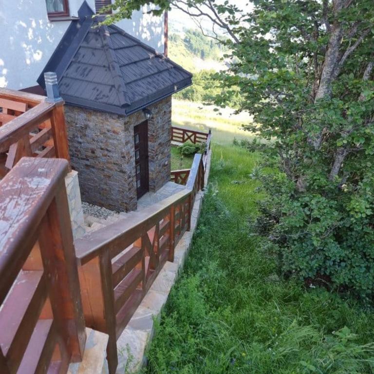 Vila Rajski kutak Kopaonik - Apartment with Terrace - 5