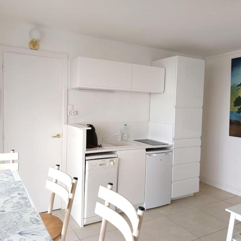 T1 bis neuf avec petite chambre à 150m de la plage - Apartamento de 1 dormitorio - 11