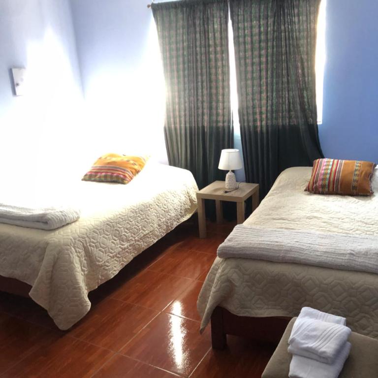Pedraza house Airport - Triple Room with Private Bathroom - 3