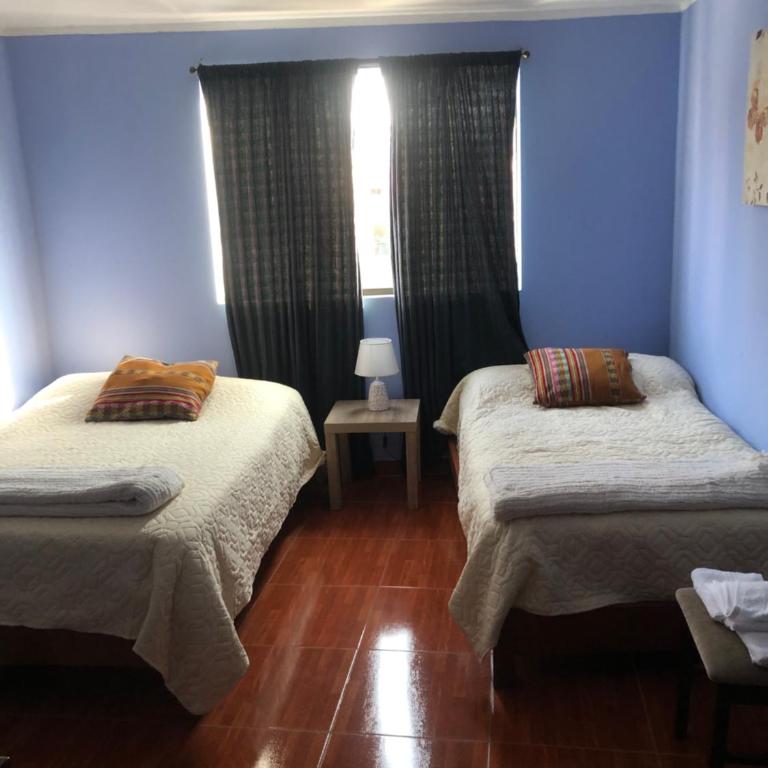 Pedraza house Airport - Triple Room with Private Bathroom - 2