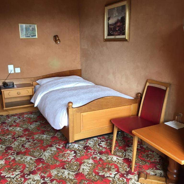 Hotel Belmont - Chambre Simple Standard - 3