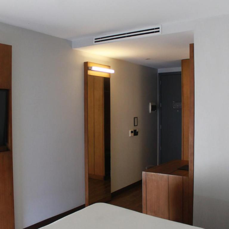 Ikonik Hotel Puebla - Habitación Estándar - Cama extragrande - 5