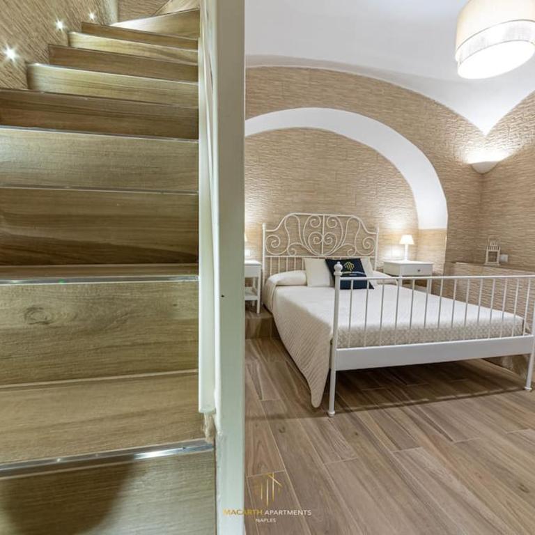 Macarth APT Modern Appartamento Napoli Centro - One-Bedroom Apartment - 1