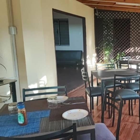 Hostal Fernanda - Family Room - 6