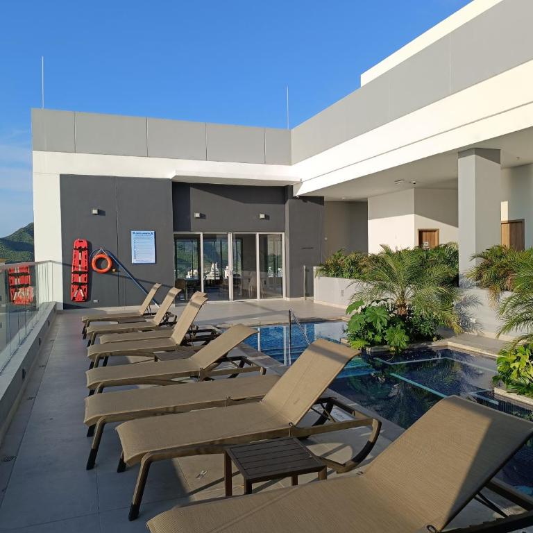 AMBAR ROCA 506 RODADERO - Apartamento con vistas a las montañas - 3