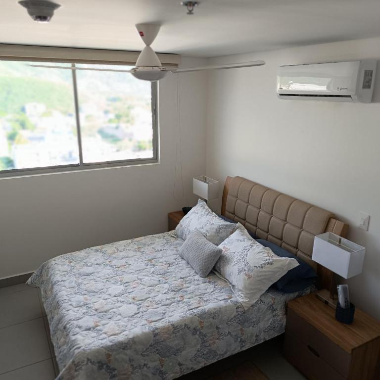 AMBAR ROCA 506 RODADERO - Apartamento con vistas a las montañas - 20