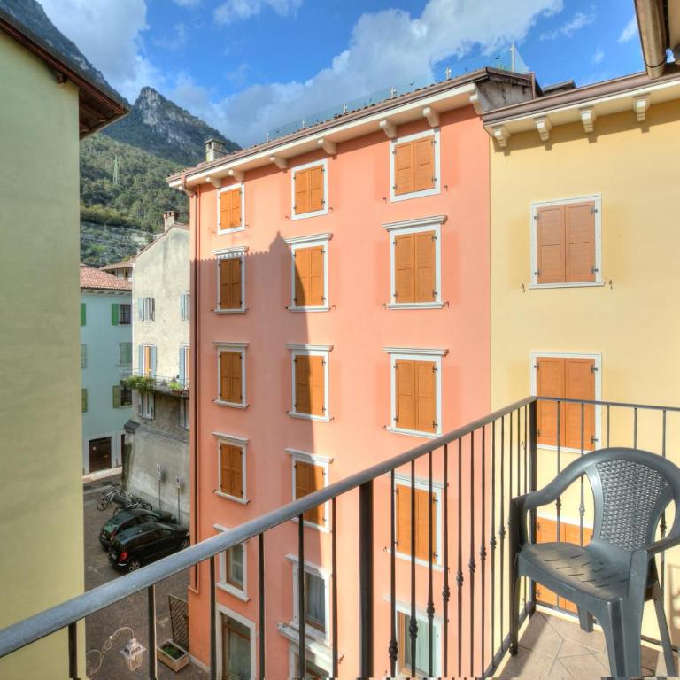 Casa Alpino - One Bedroom Apartment with Balcony 1 - 14